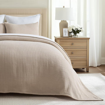 Cotton Gauze King Bedspread, Ultra Soft Prewashed Pick Stitch Matelassé Coverlet, Lightweight Textured Oversized King
