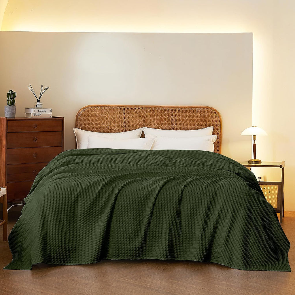 100% Cotton Waffle Blanket (Green - King - 104 * 90''), Pre-Washed and Anti-Shrinkage Soft Lightweight Bed & Couch