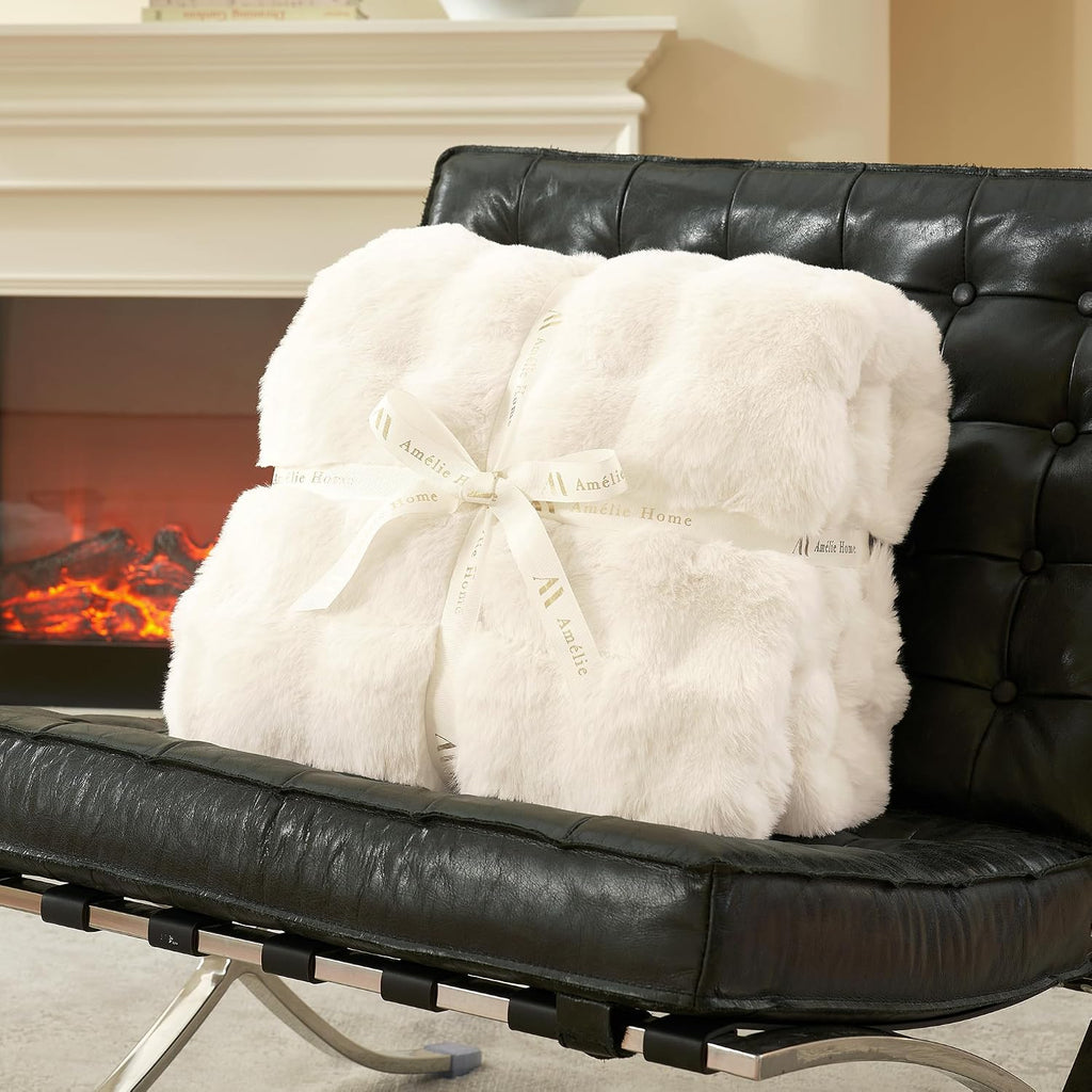 Faux Fur Throw Blanket, Ultra Soft Fuzzy Plush Bubble Blanket for Couch, Bed & Living Room, 60"x80", Cream White