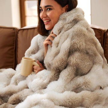 Soft Fluffy Faux Fur Throw Blanket, Fuzzy Fleece Bubble Blanket Cozy Gifts for Women Men Teen Girls, Taupe Brown