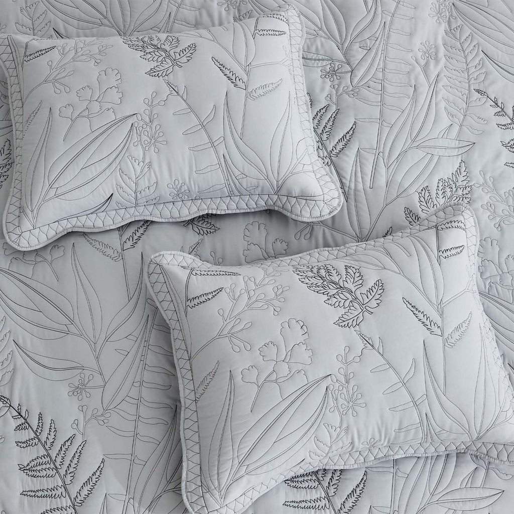 Bedspread oversized Queen 102x118, Beautiful Leaf Stitching, 5 PCGrey