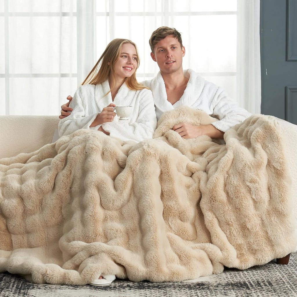 Faux Fur Throw Blanket, Fuzzy Soft Plush Thick Bubble Blanket, 50 * 60 Inches Beige