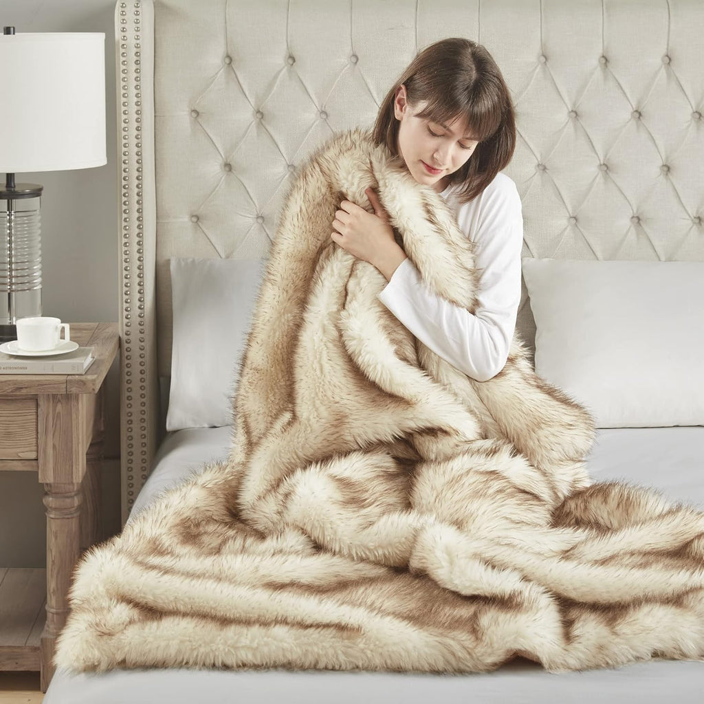 Faux Fur Throw Blanket - Ultra Long Pile, Luxury Fluffy Fox Golden with Brown Tipped Throws, Fuzzy Plush Blankets for