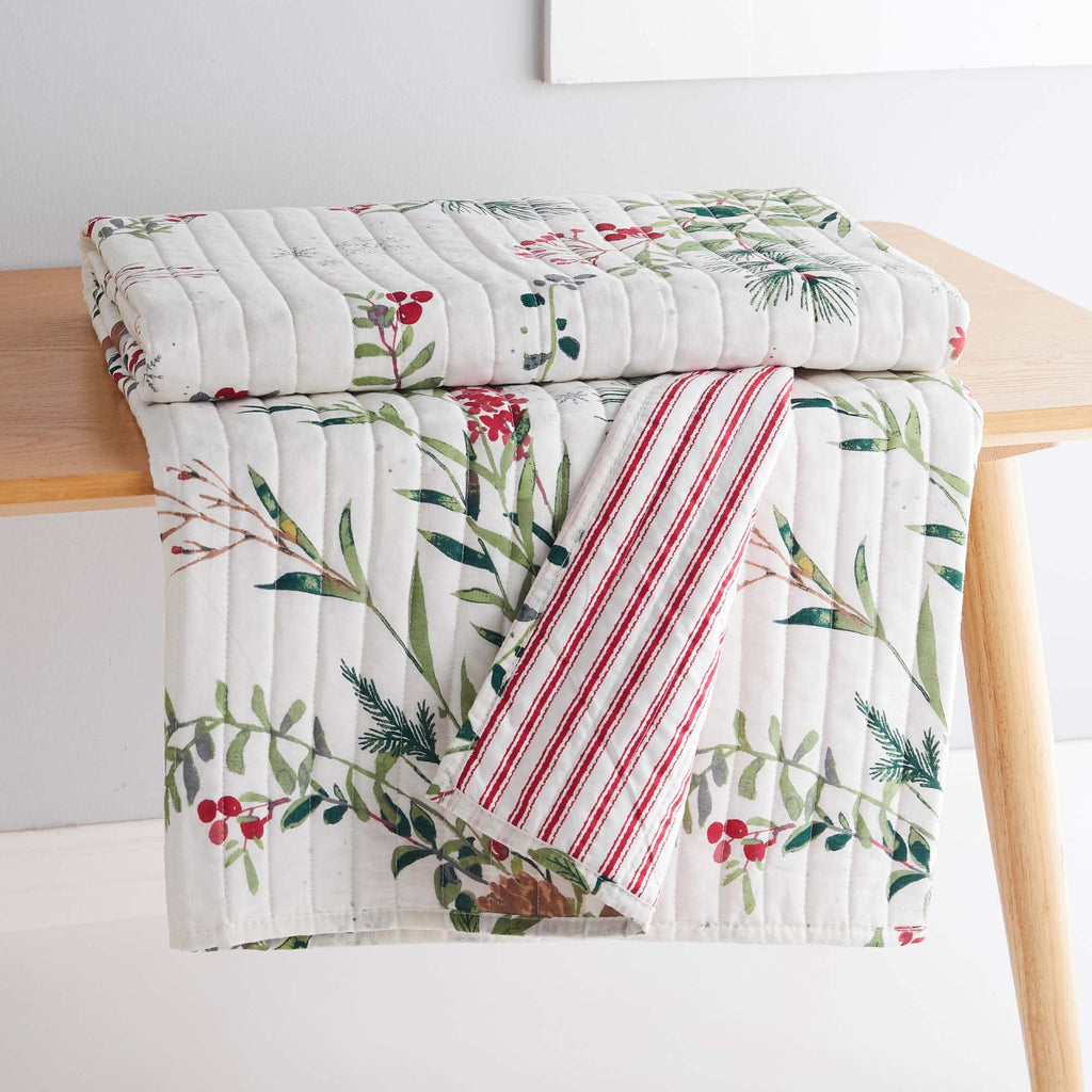 Winterberry Forest - Throw - Green, Red, Grey and Cream - Quilted Throw (50x60in.) - Cotton/Polyester
