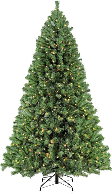 7.5 Foot Pre-Lit Northern Fir Artificial Christmas Tree with 500 Clear Lights, Green