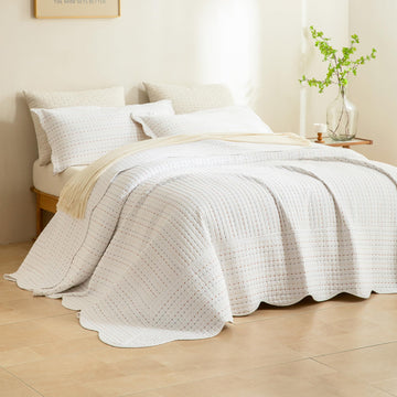Quilt 120x120, Multi-Color Dot Print Quilted Bedspread & Coverlet Set, Lightweight & Soft Farmhouse