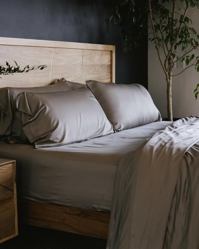 Luxury Bed Sheet Set - 100% Viscose from Bamboo Fabric, Ultra-Soft & Breathable, Fits Regular & Deep Pocket
