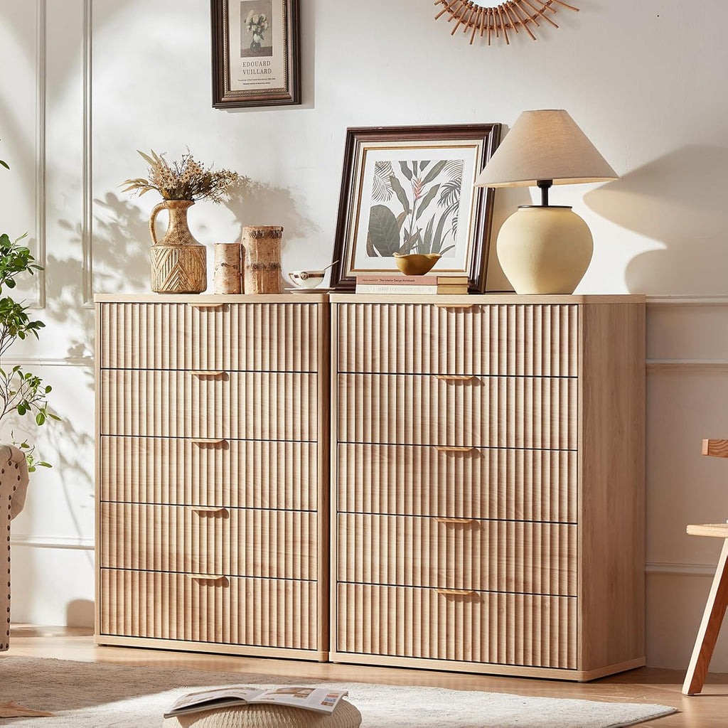 Fluted 5 Drawers Dresser , 41" Tall Modern Chest of Drawers with Metal Handle, Curved Profile Design,Natural Wood