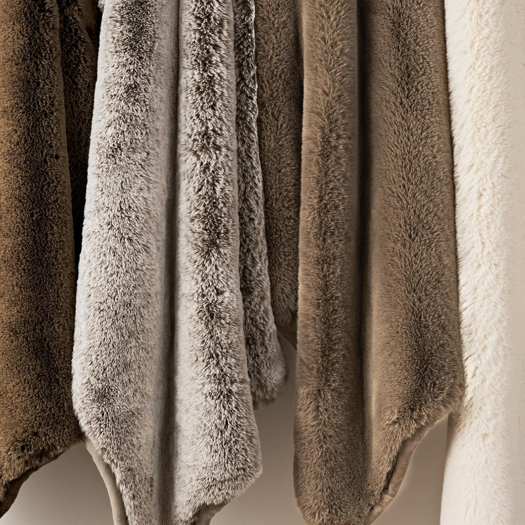 Faux Chinchilla Fur Throw Blanket, 60"x80", Arctic White | Luxury, Super Soft, 1220GSM, Fluffy Cozy Mink, Reversible