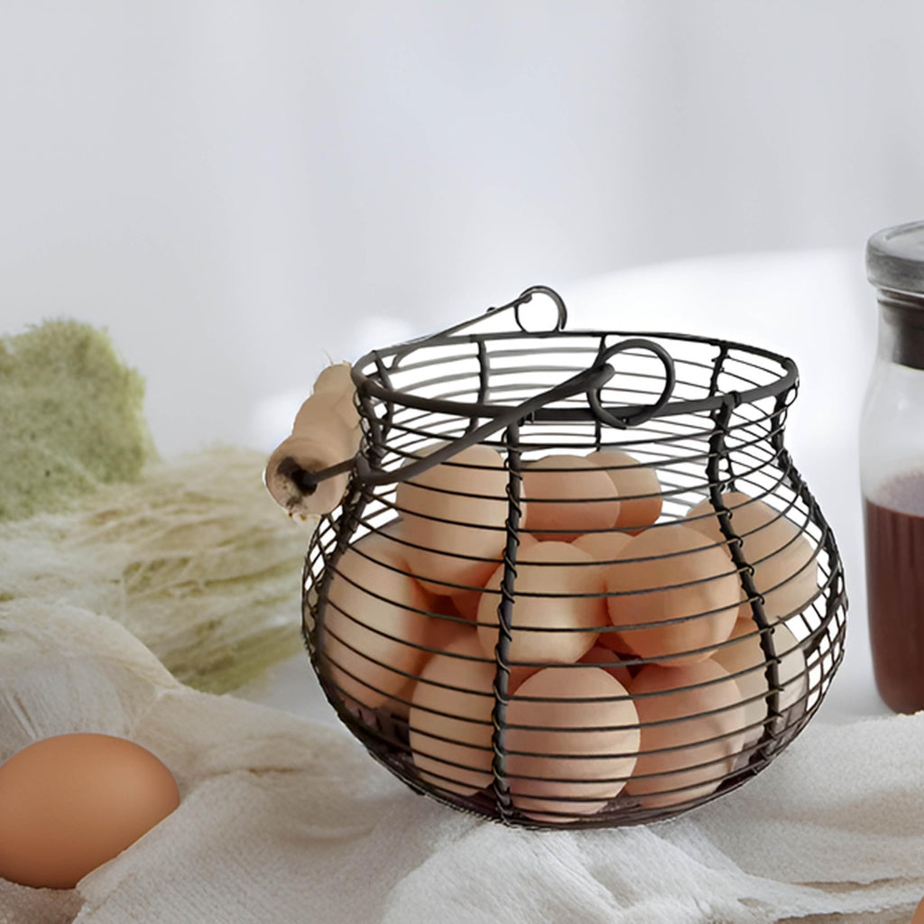 Farmhouse Wire Egg Baskets for Gathering Fresh Egg With Handle