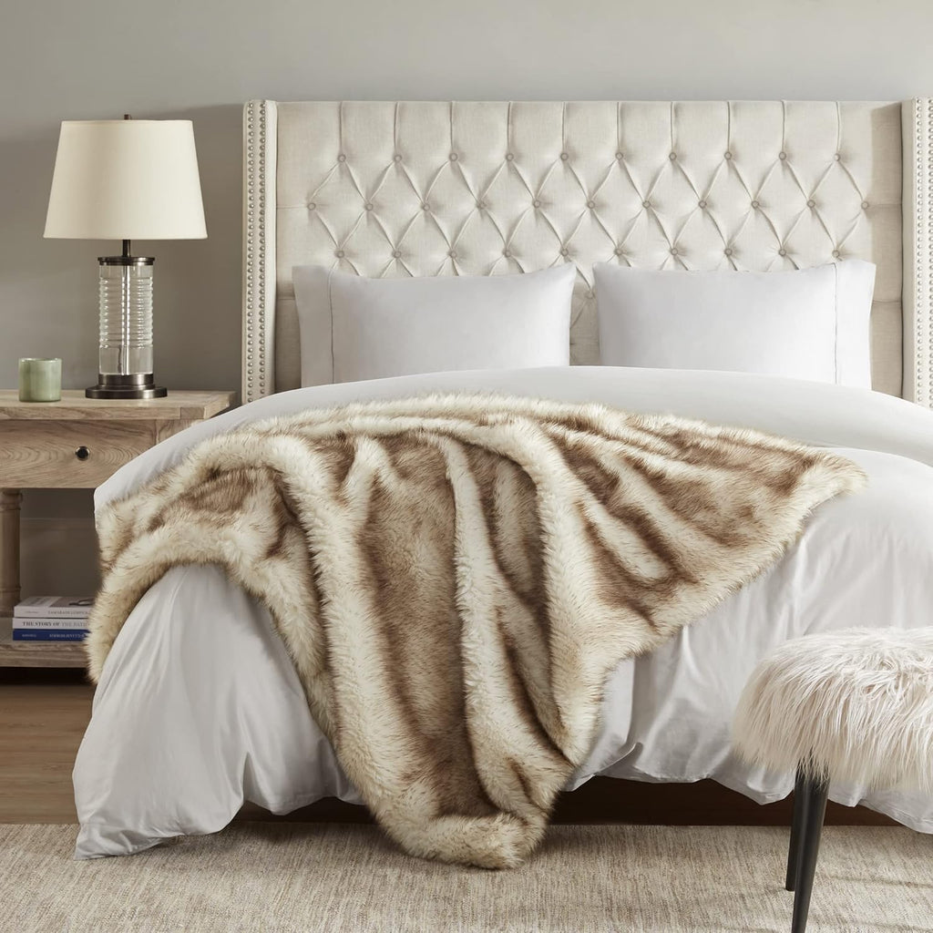 Faux Fur Throw Blanket - Ultra Long Pile, Luxury Fluffy Fox Golden with Brown Tipped Throws, Fuzzy Plush Blankets for