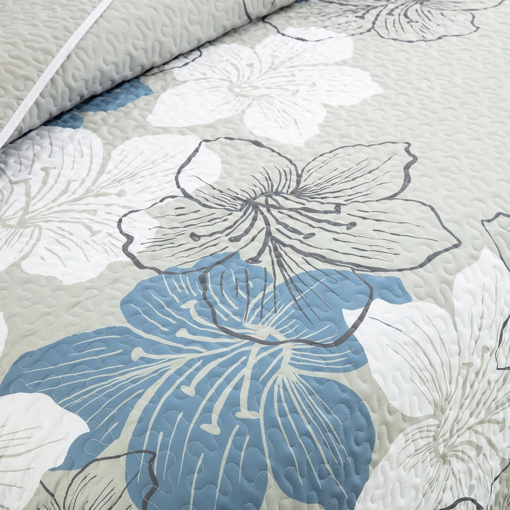 3 Pieces Quilt Set Floral Pattern Coverlet Elegant Boho Bedspread with 2 Pillow Shams Lightweight Microfiber