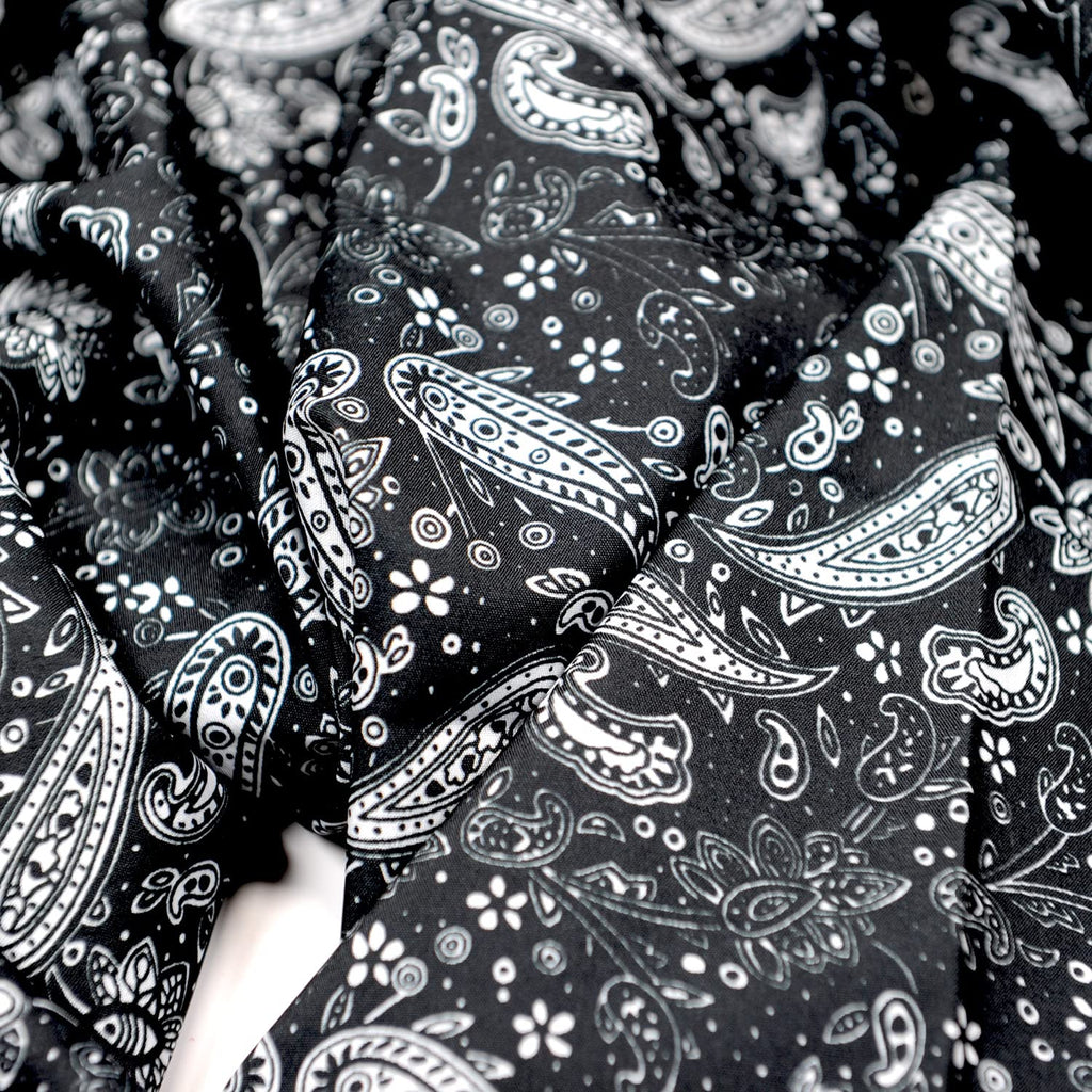 Pirnted Lightweight Polyester Blend Fabric Paisley Pattern for Sewing & Crafting By The Yard(Black Ground, 1yd)