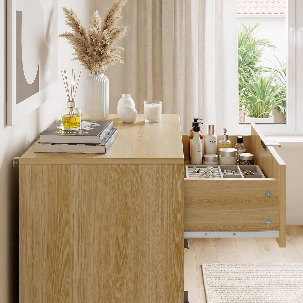 Tall 5 Drawers Dresser , Natural Wood Dresser with Metal Handle, 49.2'' Chest of Drawers Modern Drawer Organizer with