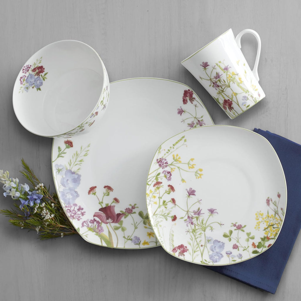 Wildflower Garden Dinnerware Set, 16-Piece Bone China Dishes Service for 4, Square Plates and Bowls Set with Mugs