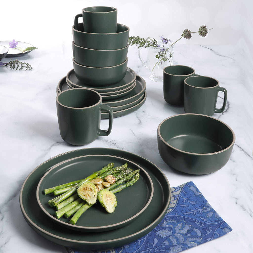 Zuma 16 Piece Round Kitchen Dinnerware Set, Dishes, Plates, Bowls, Mugs, Service for 4, Matte Stoneware, Green