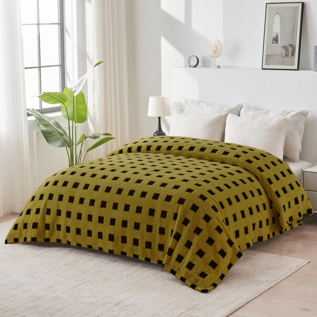 King Size Fuzzy Blanket320GSM - Olive Green Plaid Throw Blanket for Men, Christmas Throw Blanket for Couch for Bed