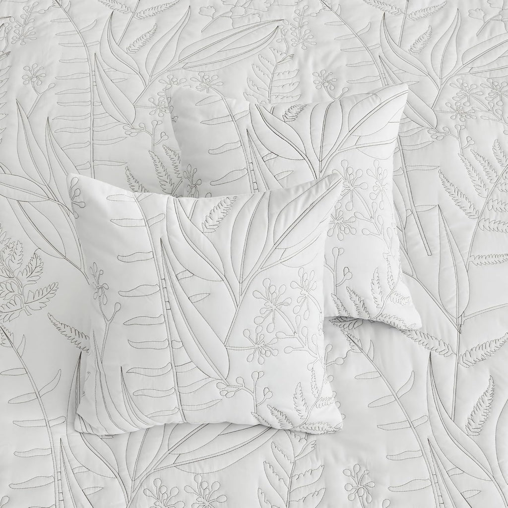 Botanical Oversized King Bedspread, Stitched Leaf Quilt Set King/Cal King, Lightweight Reversible Coverlet, Tailored
