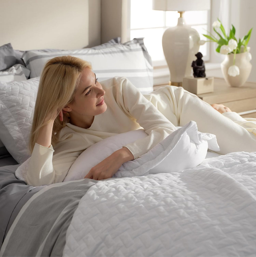 Quilts - Lightweight Bedspreads with Basket Weave Pattern, Soft Quilt Bedding Set, White Comforter Set