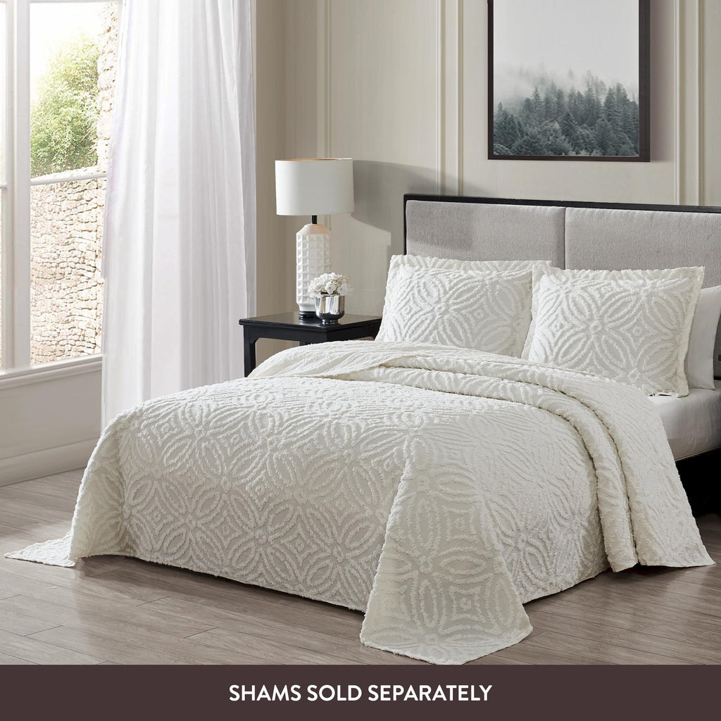 Wedding Ring Queen Cotton Chenille Bedspread, Ivory