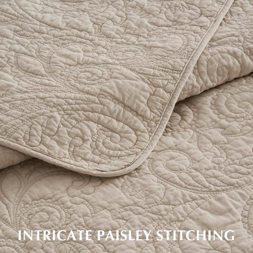 100% Cotton Paisley Quilt Set, 3 Piece Set - Prewashed Lightweight Bedspread with 2 Shams, Soft & Breathable