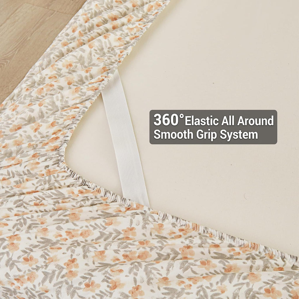 Floral Full Sheet Set - 4 Piece Vintage Light Orange Flower Patterned Bed Sheets - Soft, Breathable Microfiber Sheets