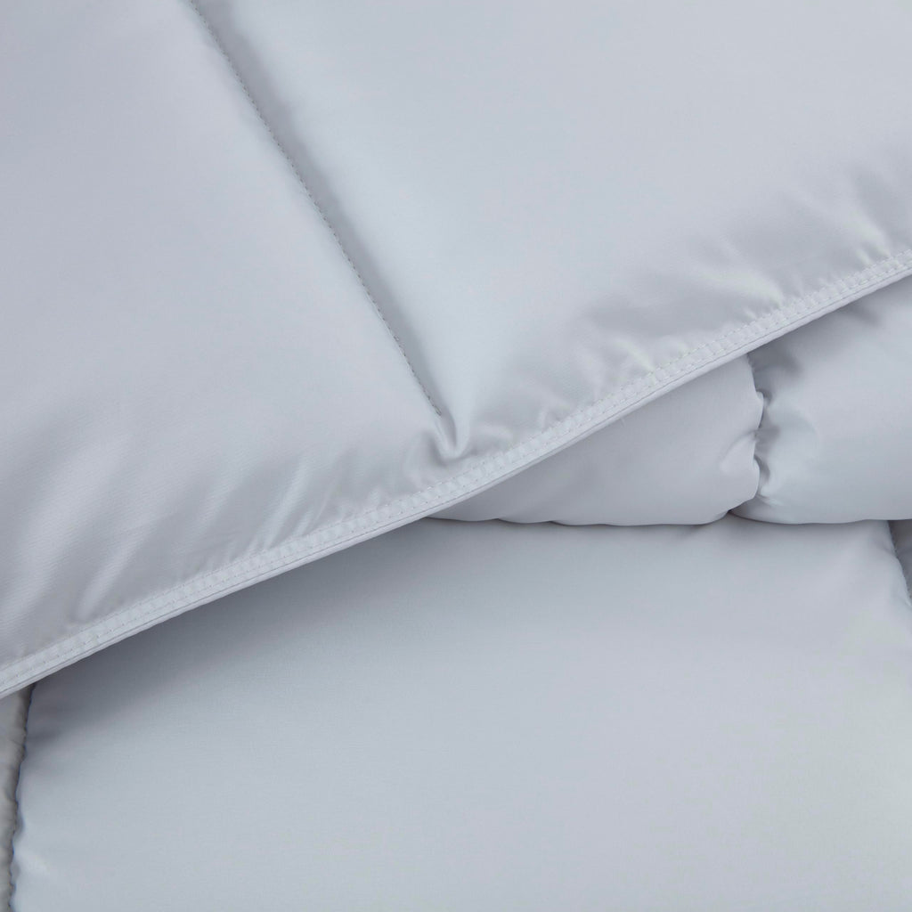 All Season Queen Size Down Alternative Comforter - Plush Microfiber Fill - Box Stitch Quilted - Duvet Insert with