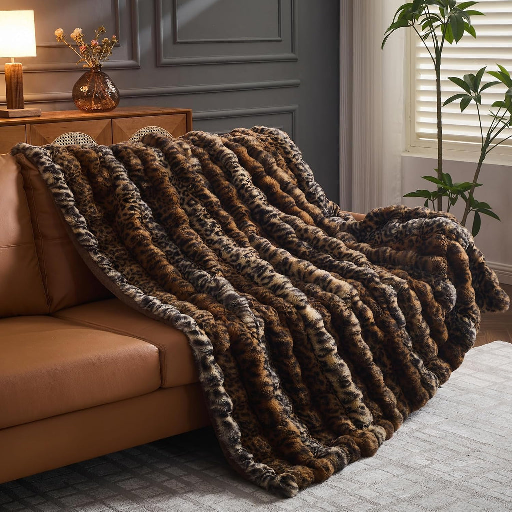 Faux Fur Blankets, 51''x63'')