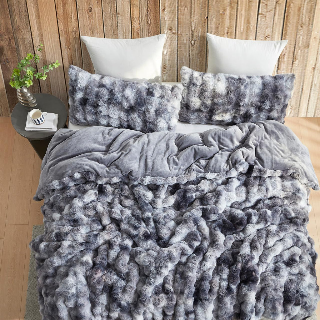 Beary Soft - Coma Inducer Alaskan King Comforter Set - Glacier Black Bear
