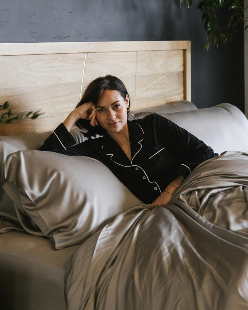 Luxury Bed Sheet Set - 100% Viscose from Bamboo Fabric, Ultra-Soft & Breathable, Fits Regular & Deep Pocket
