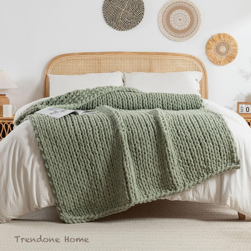 Chunky Knit Blanket Throw, 100% Hand Knit Throw Blanket Handmade Chenille Cable Knit Throw, Stylish Cozy Soft Rope
