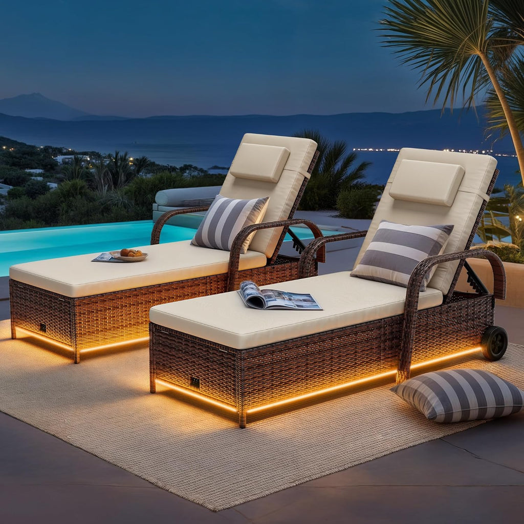 Outdoor Chaise Lounge Chair with LED Lights, Patio Wicker Lounge Chairs with 5-Level Backrest