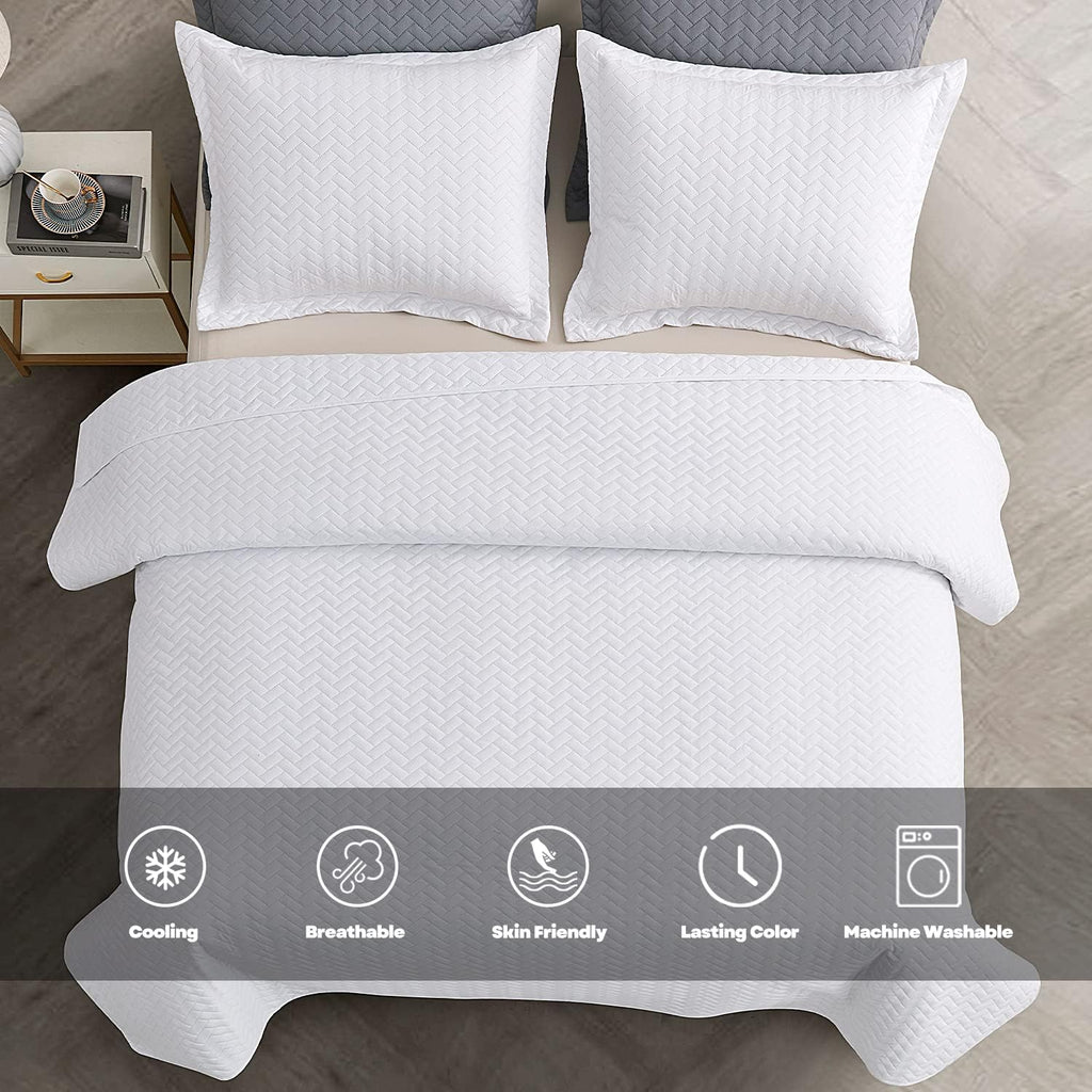 White Quilt Set, Lightweight Bedspread Ultrasonic Chevron Pattern Light Coverlet for All Season Comforter