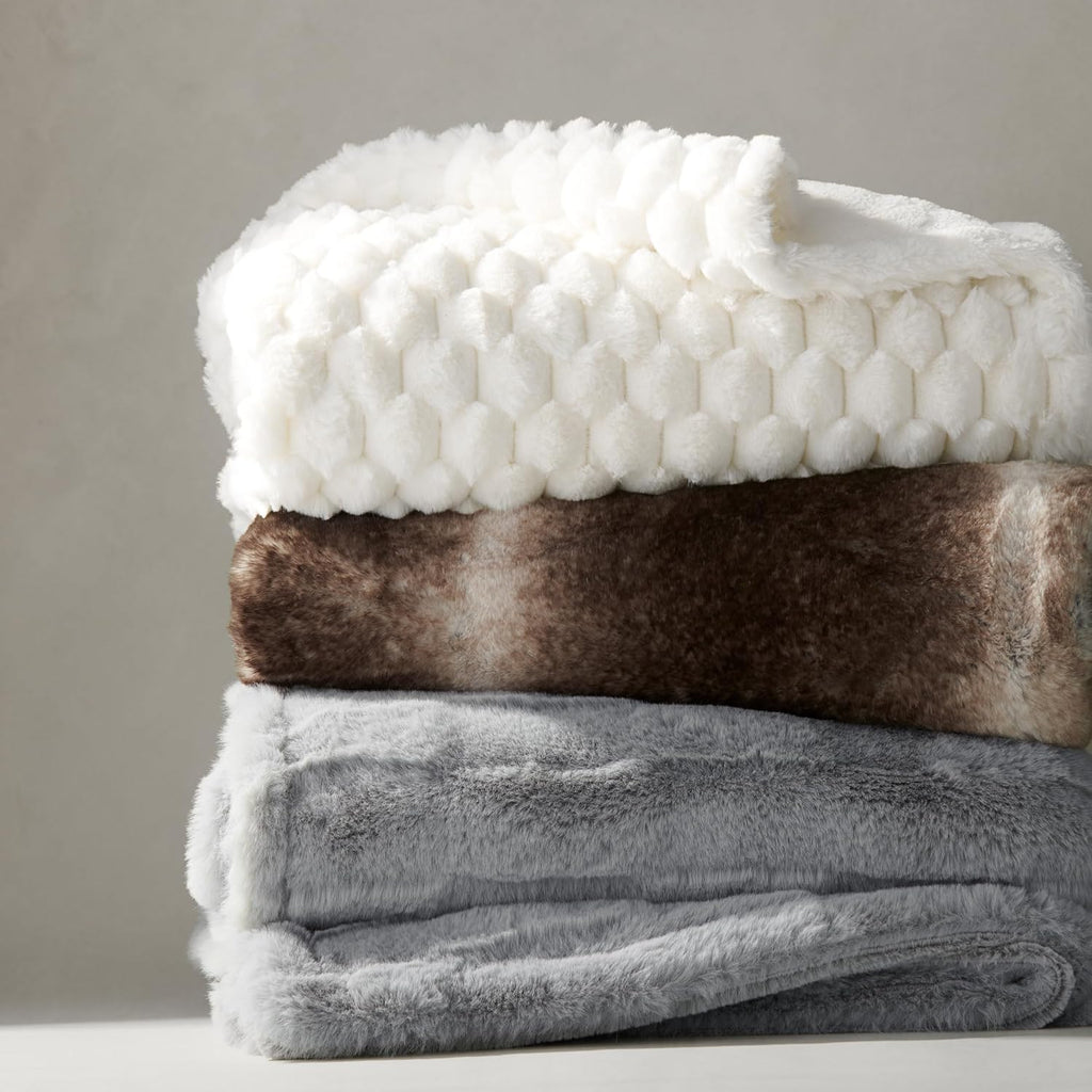 Luxury Faux Fur Blanket - Ultra Soft, Plush & Fuzzy Throw in Giftable Box, Real Fox Furry Texture, All Season