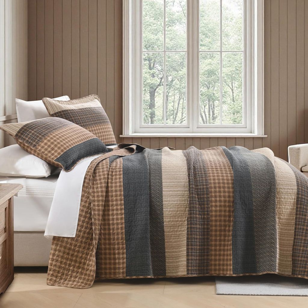 100% Cotton Farmhouse Quilt, Bedspread Set with Pillow Shams, Rustic Patchwork Striped Bedding