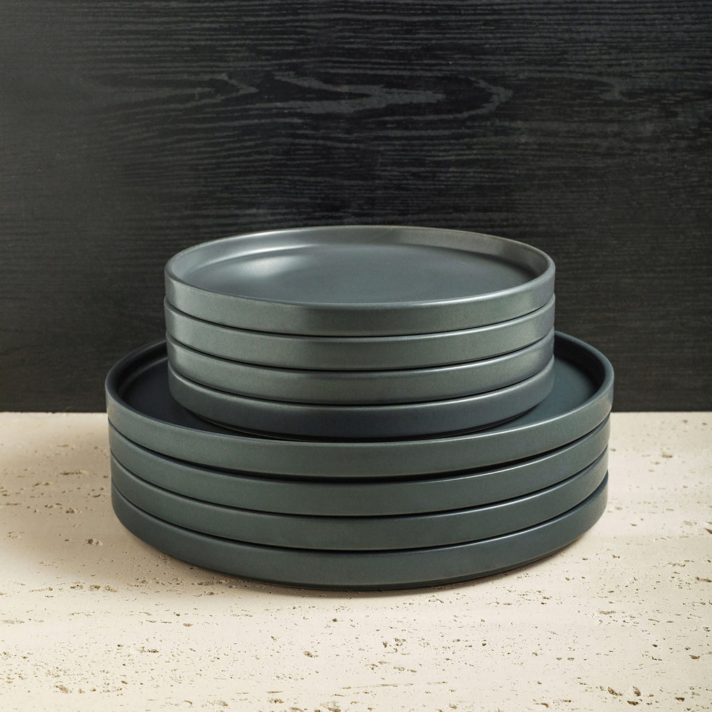 Lain Coupe Stoneware Dinnerware Set, Service for 4, Gray Matte