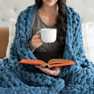 Chunky Knit Throw Blanket 50x70 in, 8 lb Oceanside Blue