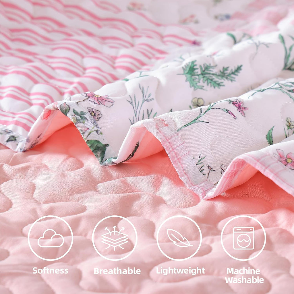 Floral Quilt Set - Ultra Soft Lightweight Bedspread, 3 Piece Pink Bedding Set with Pillowcases