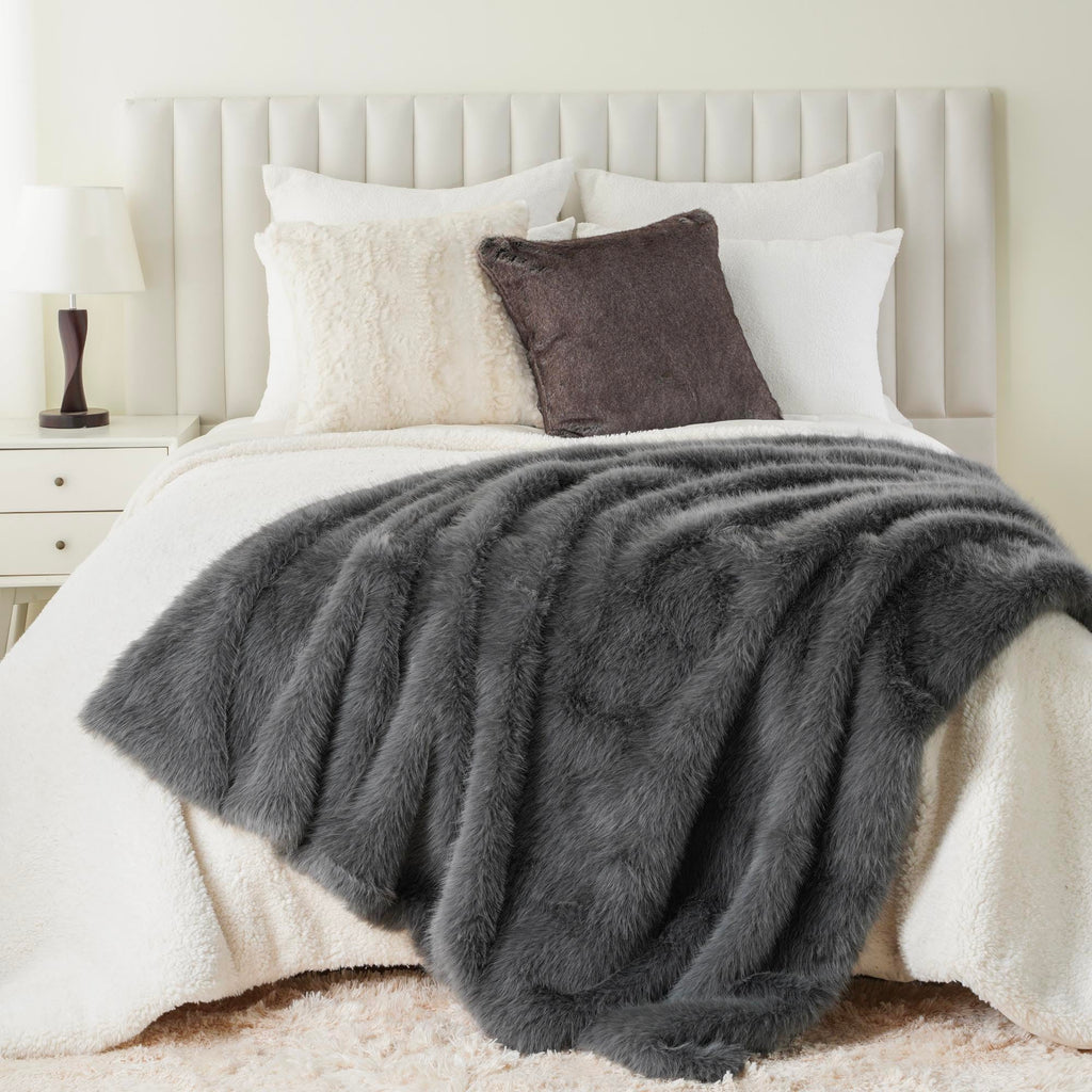 Grey Faux Fur Throw Blanket, Fluffy Grey Fur Blankets, 60"x80"