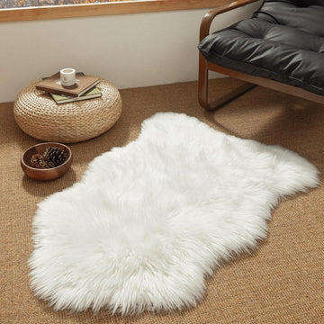 Faux Fur Rug, Fluffy White Small Sheepskin Rug, Ultra Soft Ft Mat, Machine Washable Shag Mats, Nursery
