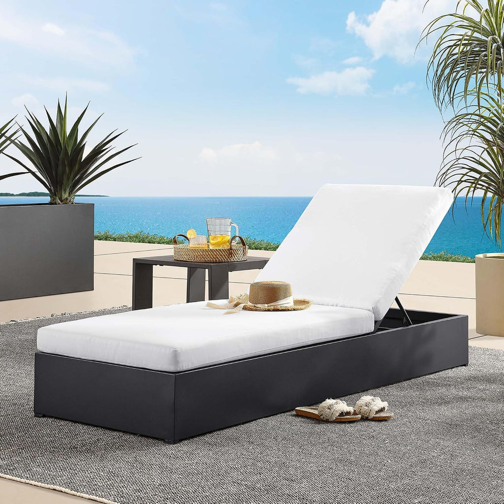 Aluminum Outdoor Chaise Lounge in Gray White with Weather-Resistant Cushions, Perfect Patio Sunbed or Recliner