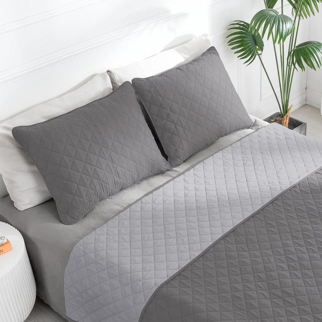 Reversible Quilt Set with 1 Quilt and 2 Pillow Shams, Soft Bed Quilt Cover, Lightweight Microfiber