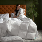 Luxury Goose Down Comforter Queen, Ultra-Soft Fluffy Duvet Insert for All Season