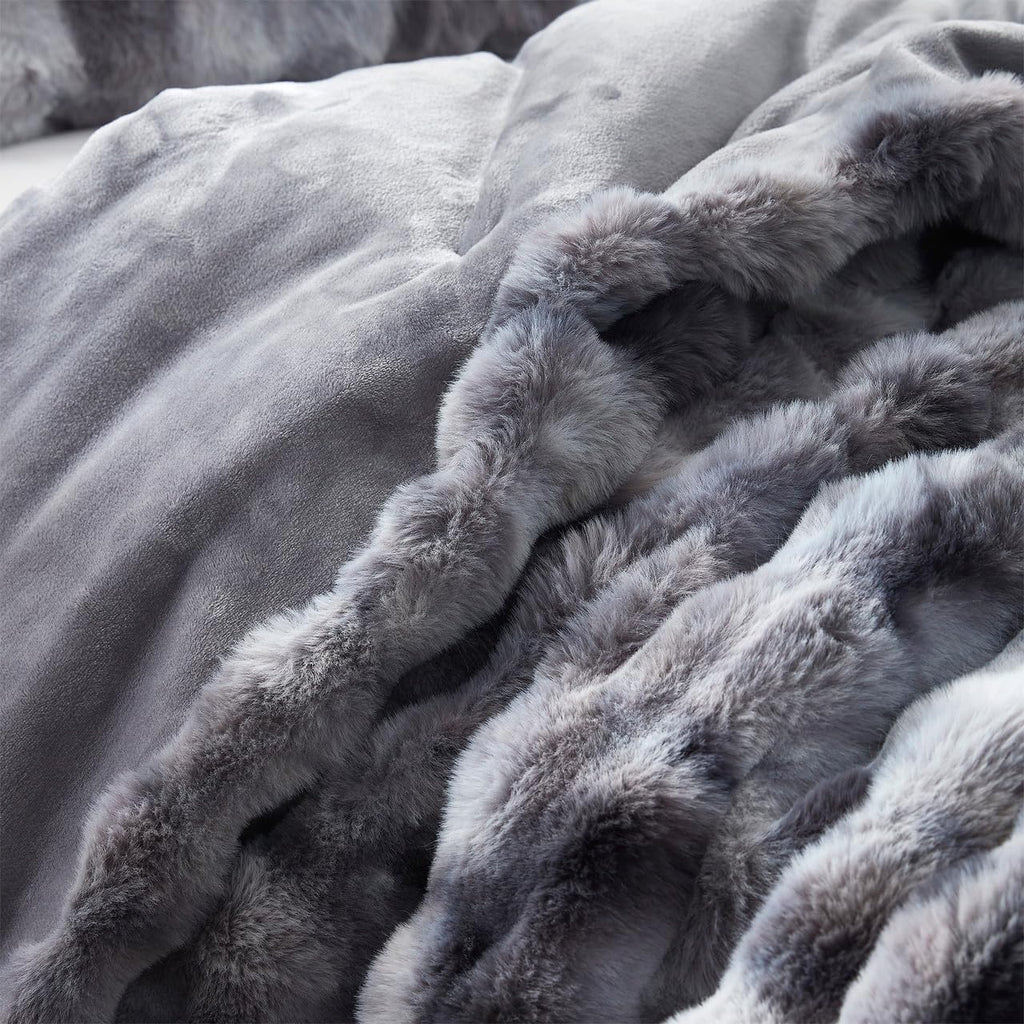 Beary Soft - Coma Inducer Alaskan King Comforter Set - Glacier Black Bear
