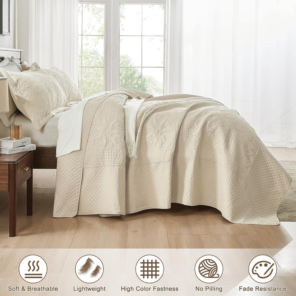 Oversized King Quilt Bedspread 132x 120, Extra Wide Alaska King Quilt, 3 Piece Soft Microfiber Lightweight Super King