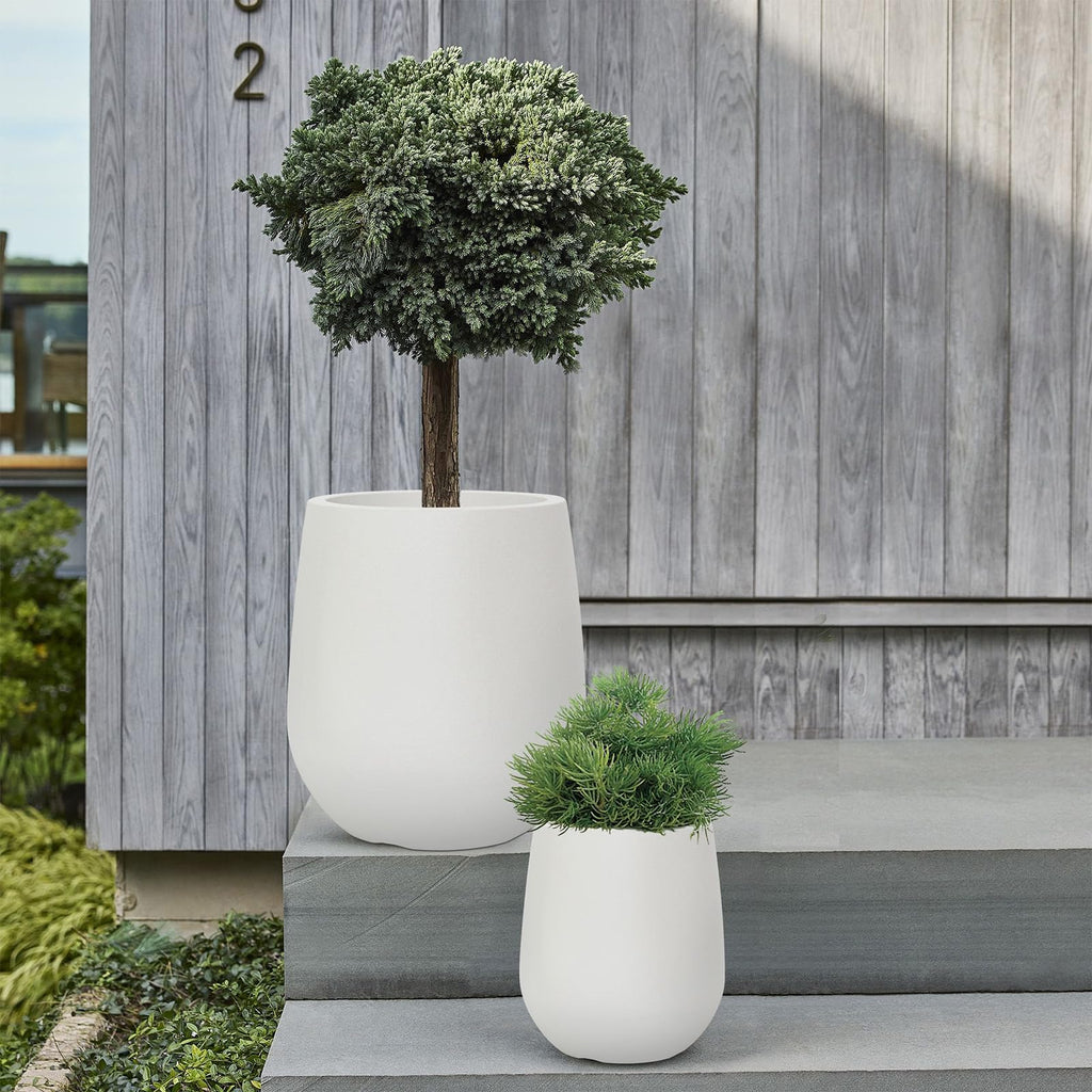 16.9" H Large Tall Plastic Planter w/ Drainage Holes and Plug, Chalk Beige