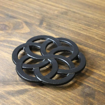 5" D Traditional Cast Iron Metal Tetsubin Teapot Trivet Stand Furniture Countertop Surface Protector Decorative