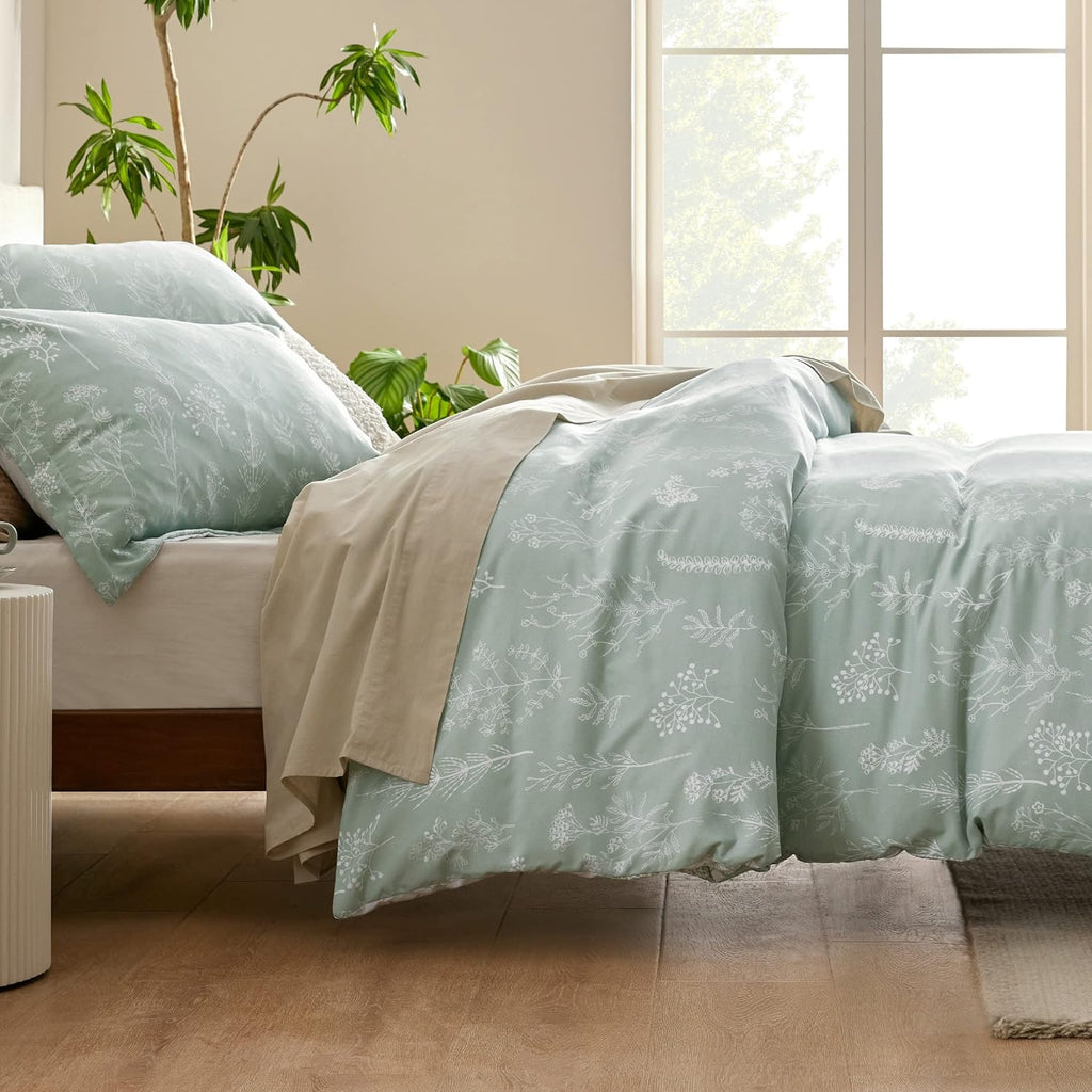 Comforter Set - Sage Green Bed Set, 3 Pieces Cute Floral Bedding