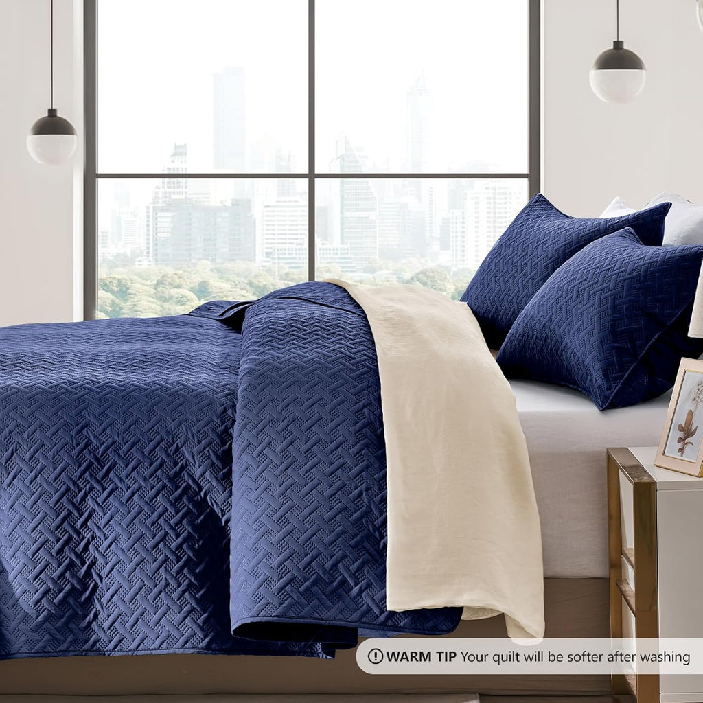 Navy Twin Modern Geometric Quilt Coverlet Set, Lightweight Bedspread Bedding, Soft Microfiber Bed Cover for All