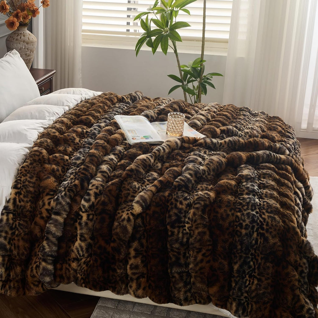 Faux Fur Blankets, 51''x63'')